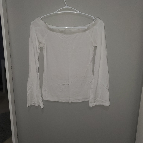 White bellsleeve top - Picture 2 of 2